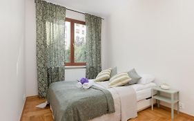Warsaw Bobrowiecka Apartment By Noclegi Renters